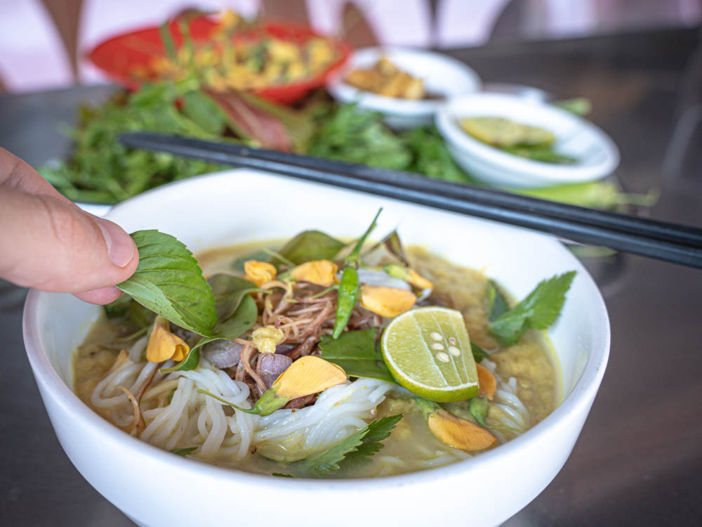 Discover-Authentic-Cambodia-Multi-Day-Trip-Khmer-Curry-Noodle.jpg