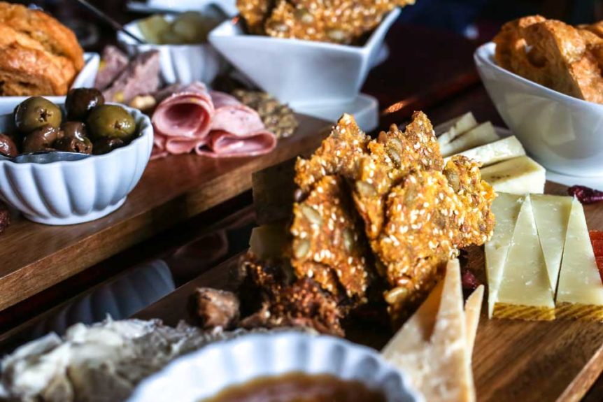Portland-Susannes-Famous-Seed-Crackers-862x575